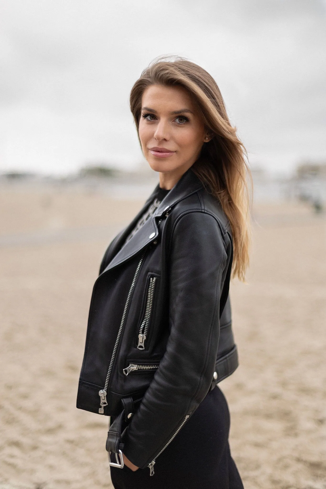 Monika Zbrzeźna - o mnie